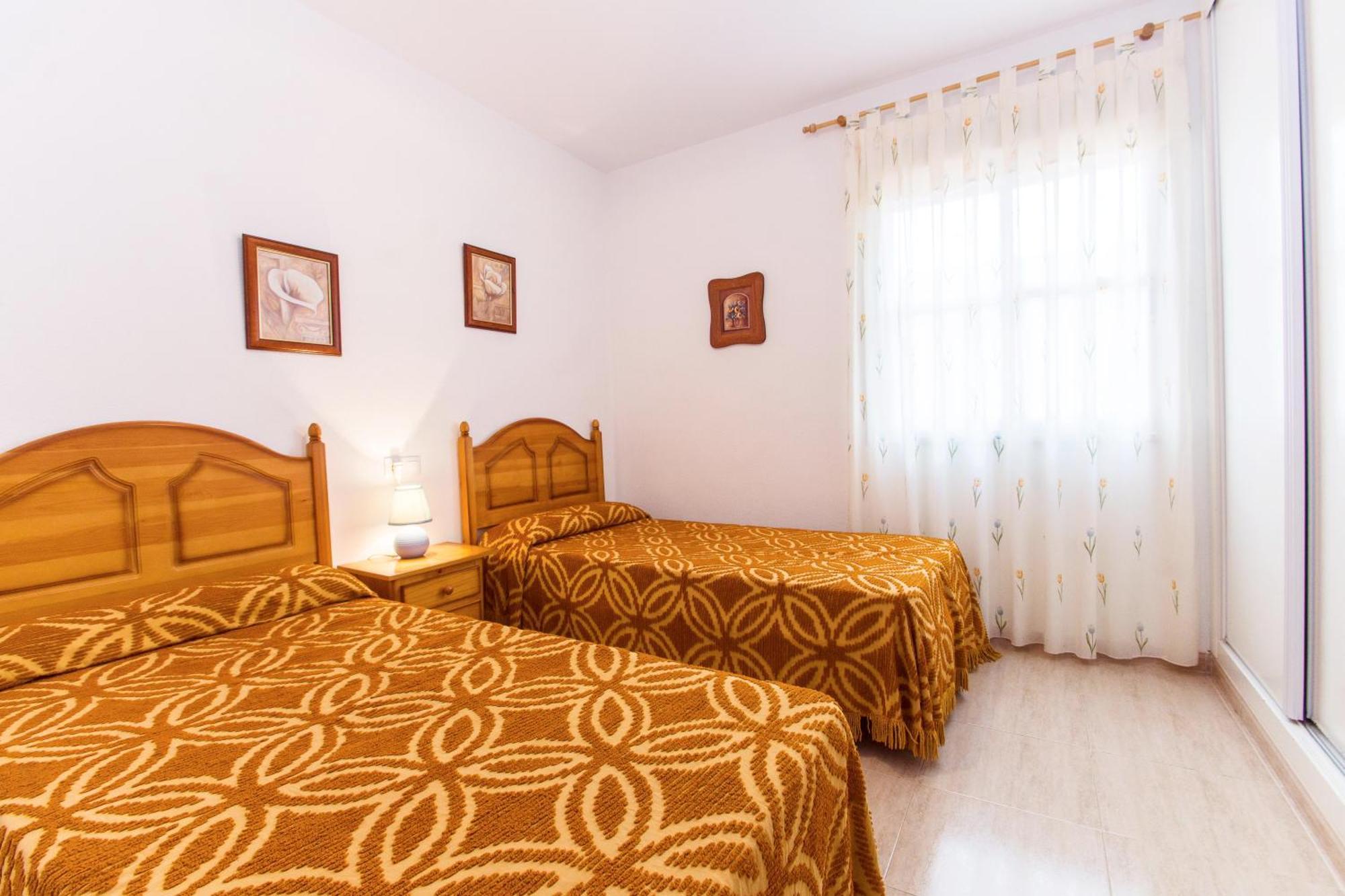 Apartamentos Rotonda Conil De La Frontera Quarto foto