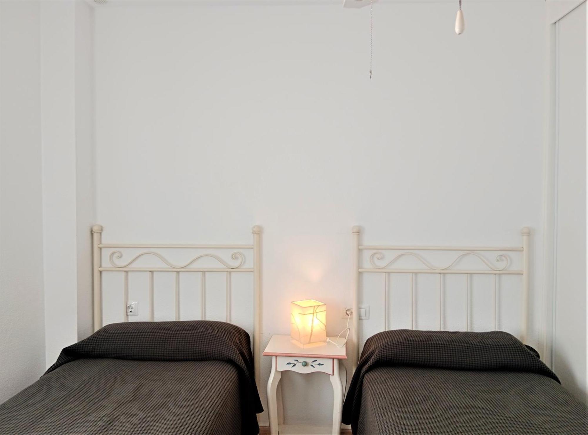 Apartamentos Rotonda Conil De La Frontera Quarto foto