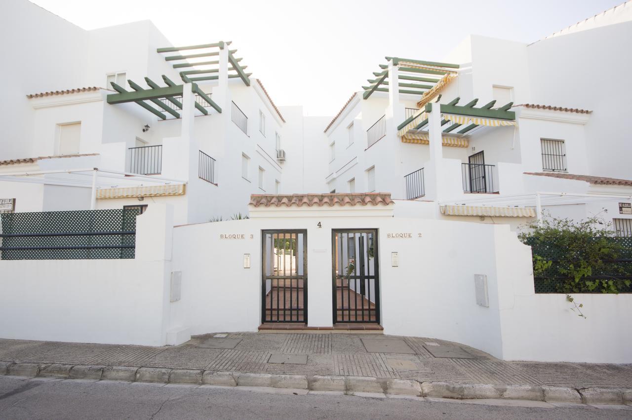 Apartamentos Rotonda Conil De La Frontera Exterior foto